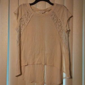 4/$30 👕 F21 cream blouse w/ lace size S